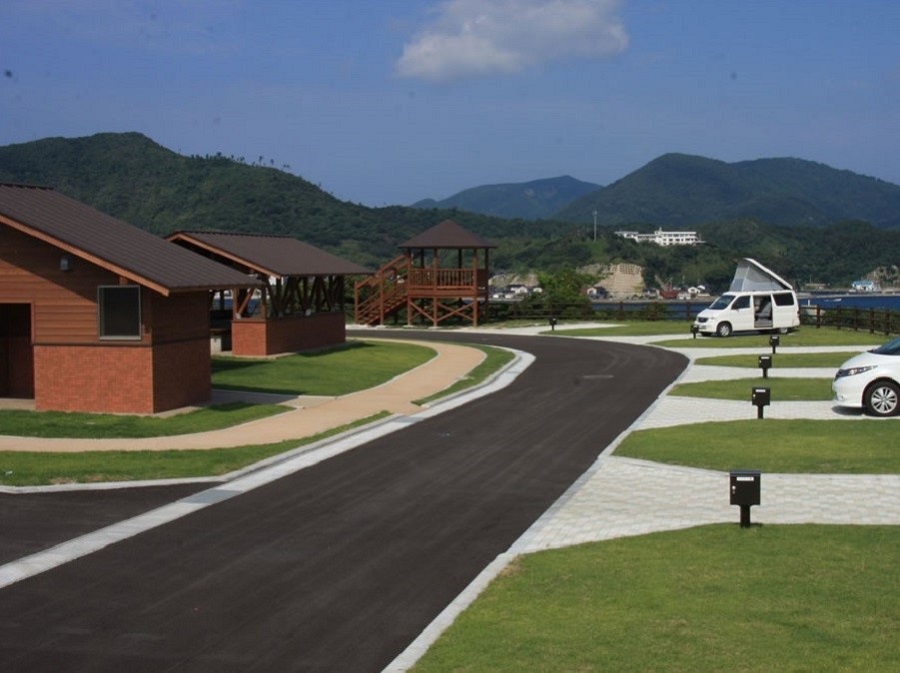 島根鼻公園オートキャンプ場（島根県・西ノ島）